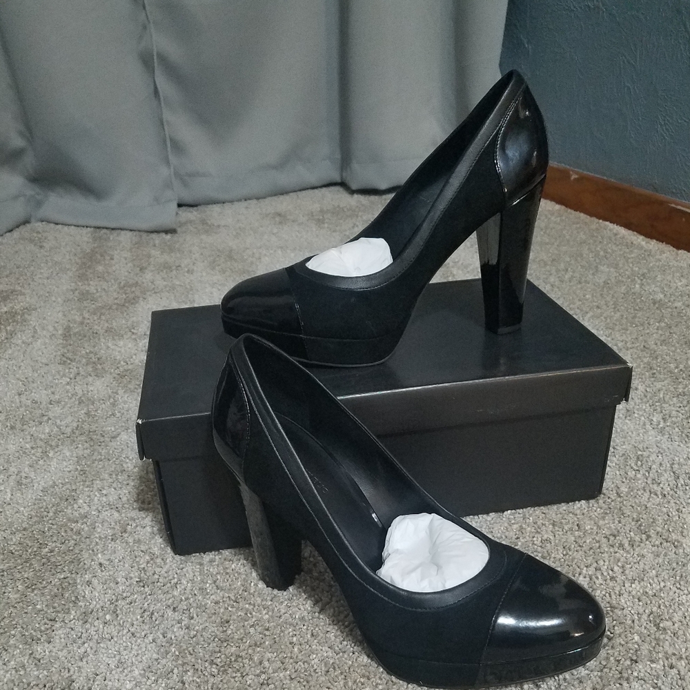 Banana Republic Platform Pumps